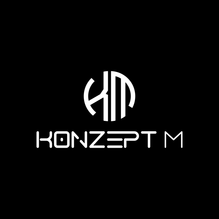 Logo von Konzept M in weiß auf schwarzem Hintergrund.